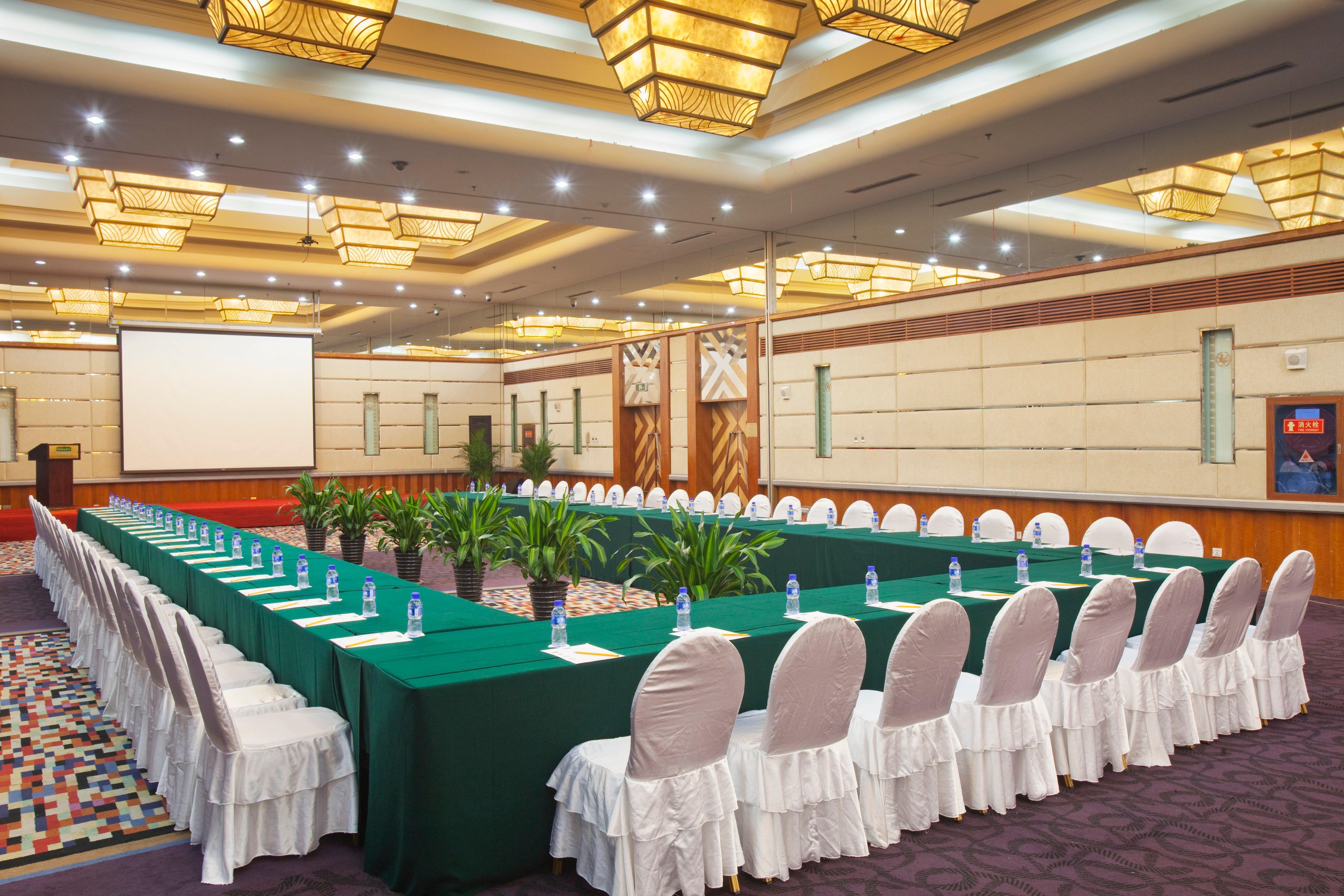 Holiday Inn Hohhot, An Ihg Hotel Exterior foto